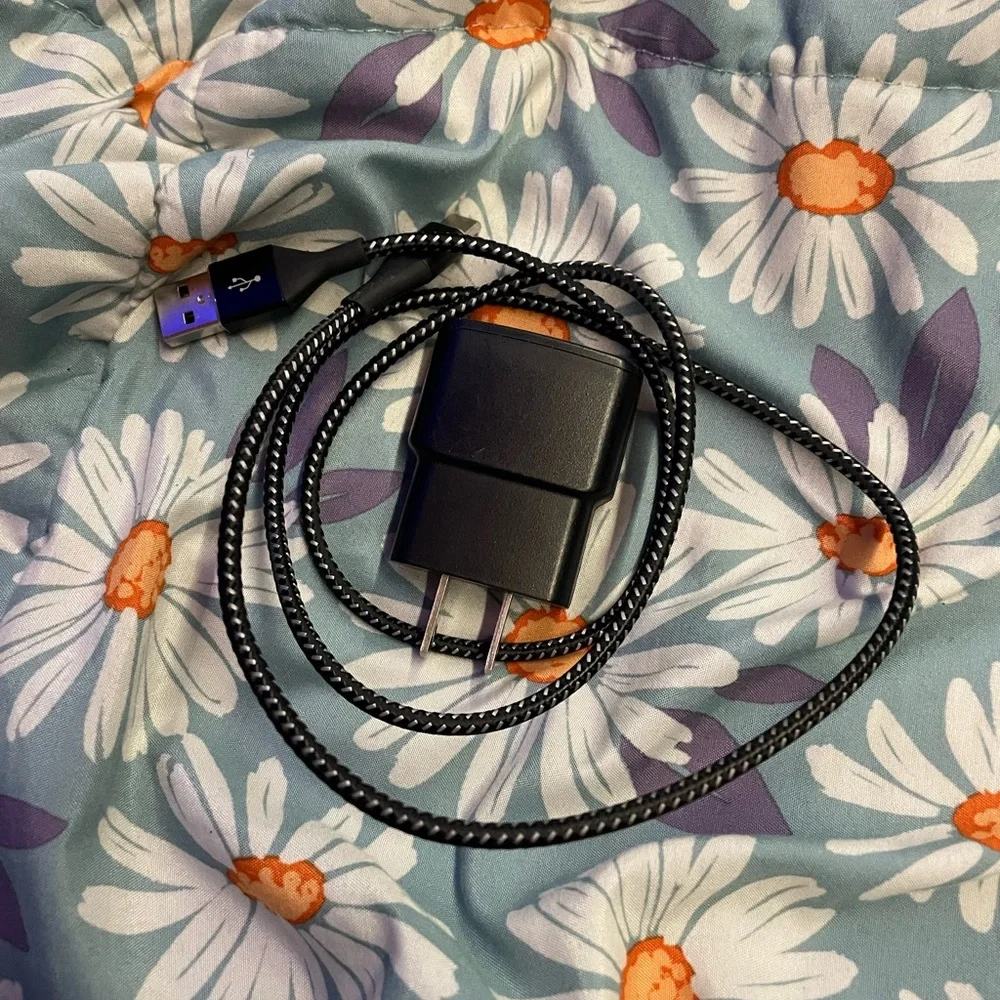 pixel 4a +phone case and charger